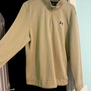 Under Armour Golf half zip pullover. Like new.